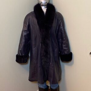 Chic Dark Purple Leather Jacket with Fur Trim